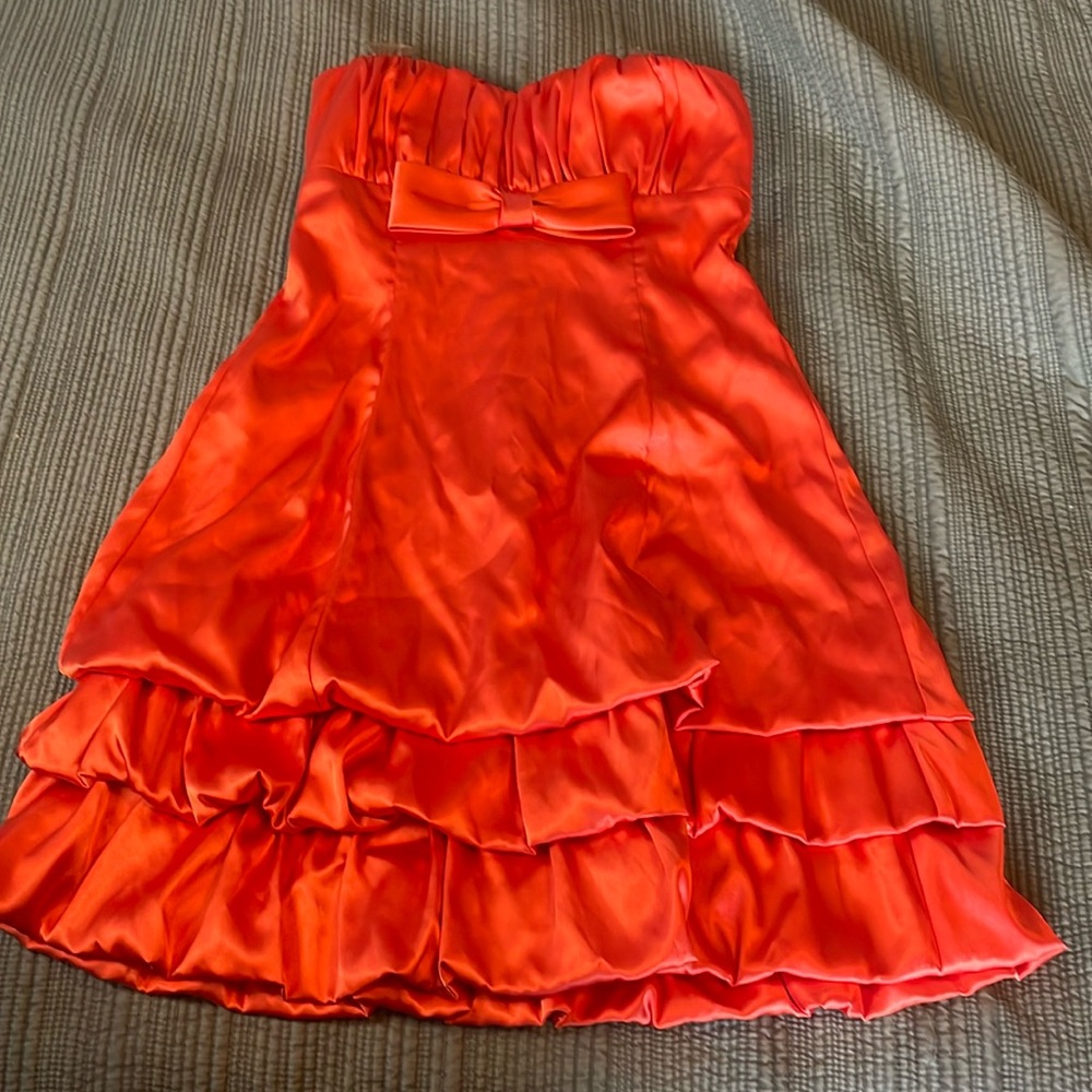 Le chateau orange satin strapless cocktail dress size small